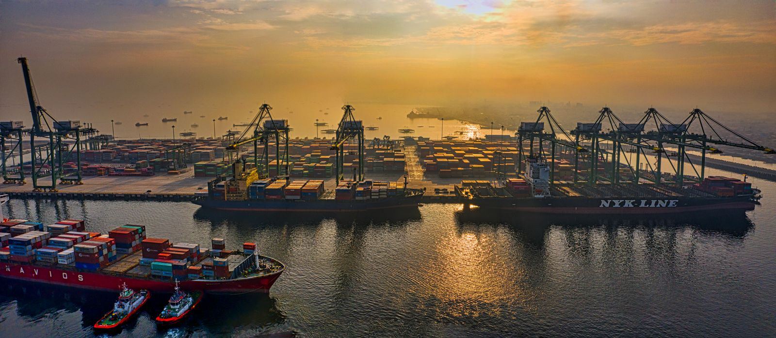 Container port (illustrative)